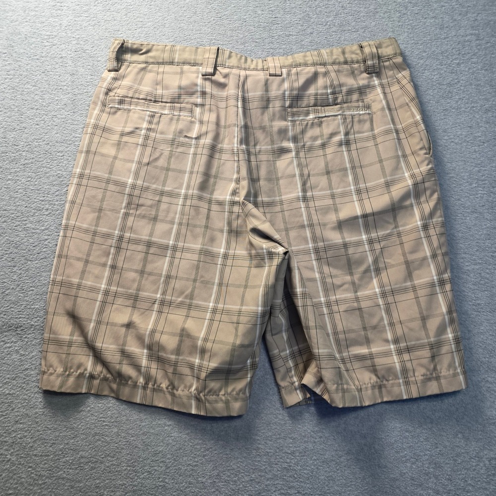 IZOD XFG Golf Shorts Mens 36 Khaki Flat Front Performance Chino Casual Outdoor‎